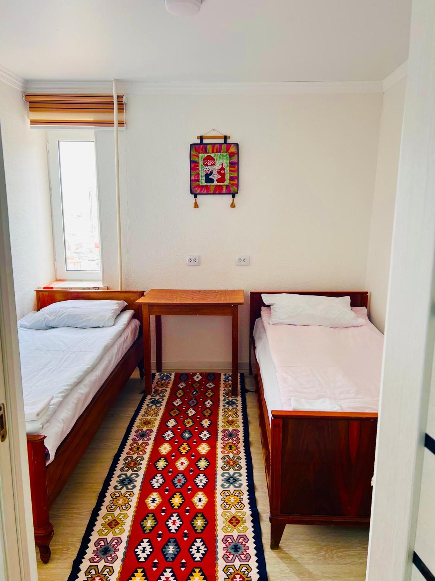 Tumar Guest House Naryn Экстерьер фото
